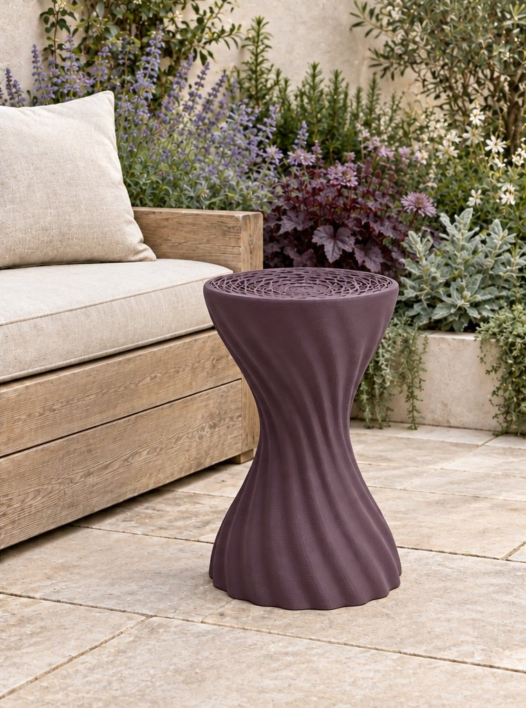 Mandala stool in aubergine; colour visualisation