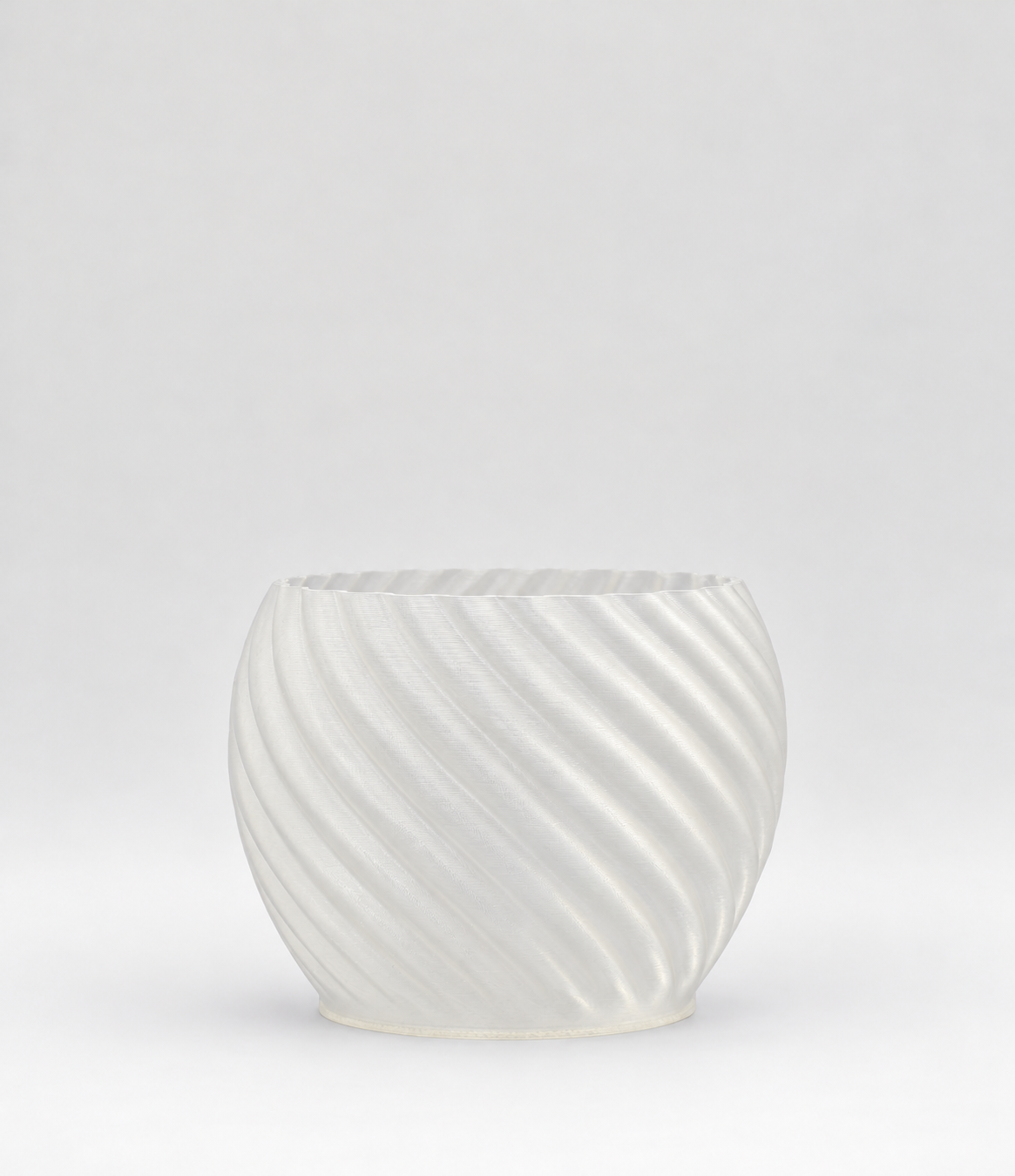 Mandala Medium planter, 12 cm high — aligned studio view