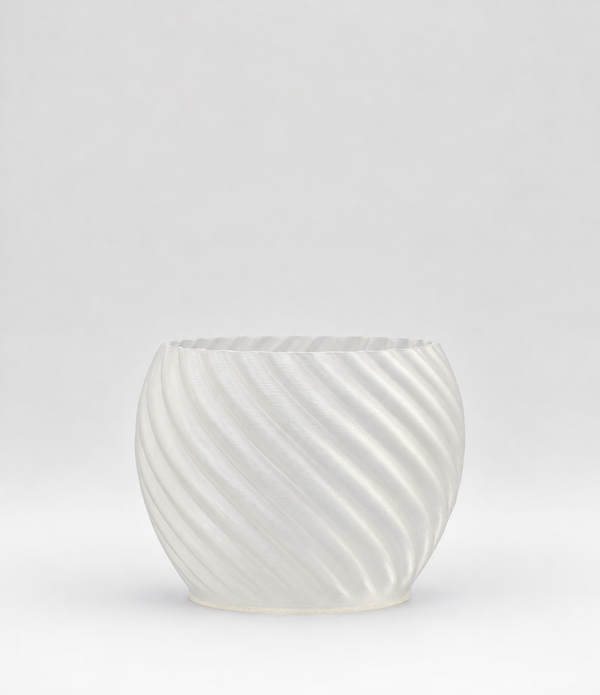 Mandala Medium planter, 12 cm high — aligned studio view